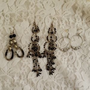 3 pairs of earrings